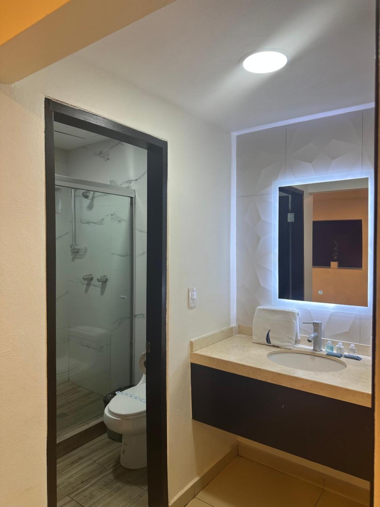 Hotel Velario Tijuana Exteriör bild