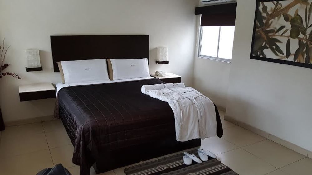 Hotel Velario Tijuana Exteriör bild
